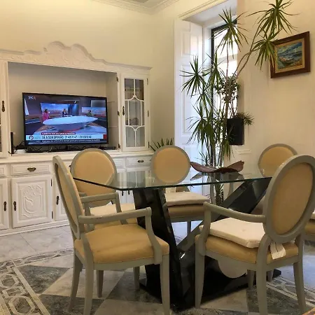 Romantic El Corte Ingles 2 Lissabon