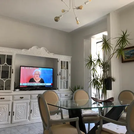 Romantic El Corte Ingles 2 Lissabon